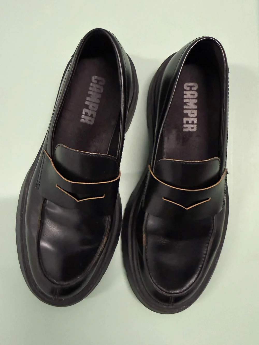 Camper Walden Black Leather Loafers - Picture 2 of 13